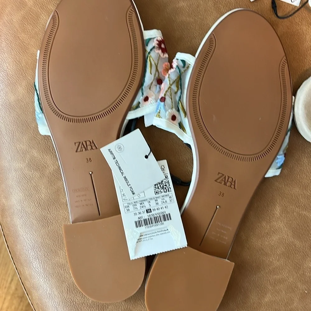 NEW ZARA  EMBROIDERED FLOWER SUMMER/VACATION SANDAL SIZE 7.5
🚨NO DISCOUNT - Picture 8 of 8